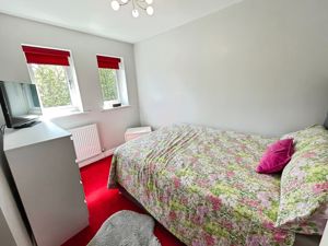 Bedroom - click for photo gallery
